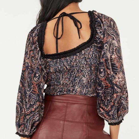 FREE PEOPLE DARE ME LONG SLEEVE FLORAL VELVET TOP MEDIUM - Picture 2 of 8